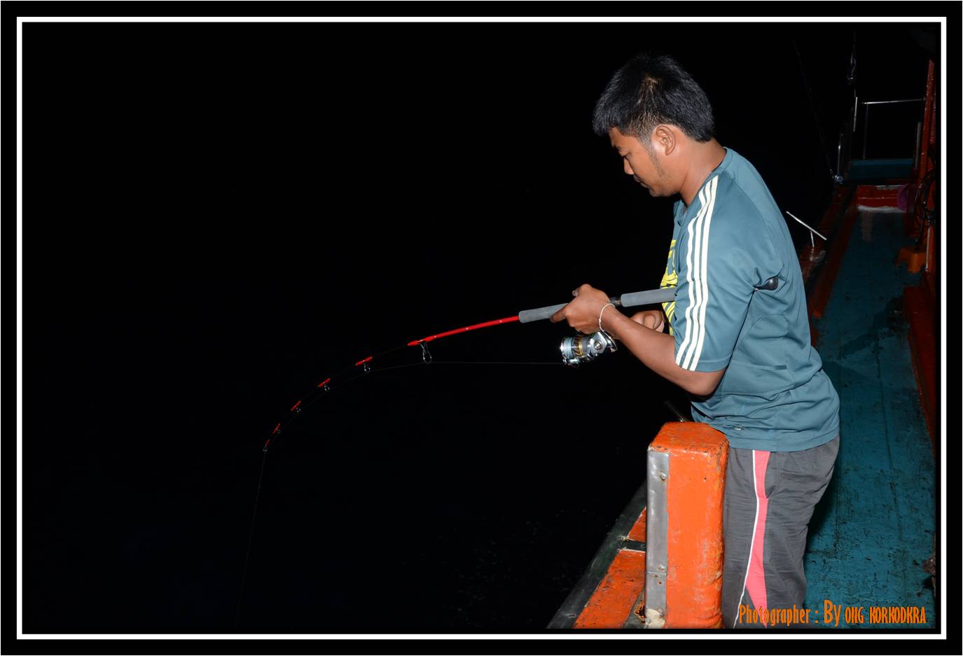 นายหัวออฟ....โดนไม้สอง  กดมุดใต้ท้องเรือเลยทีเดียว :laughing: