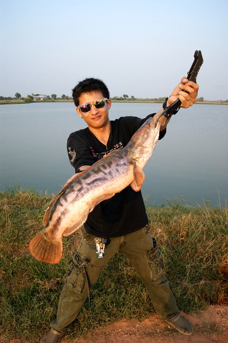จัดให้หลายๆรูปซะหน่อย กว่าจะรอดได้  :laughing: :laughing: :laughing: