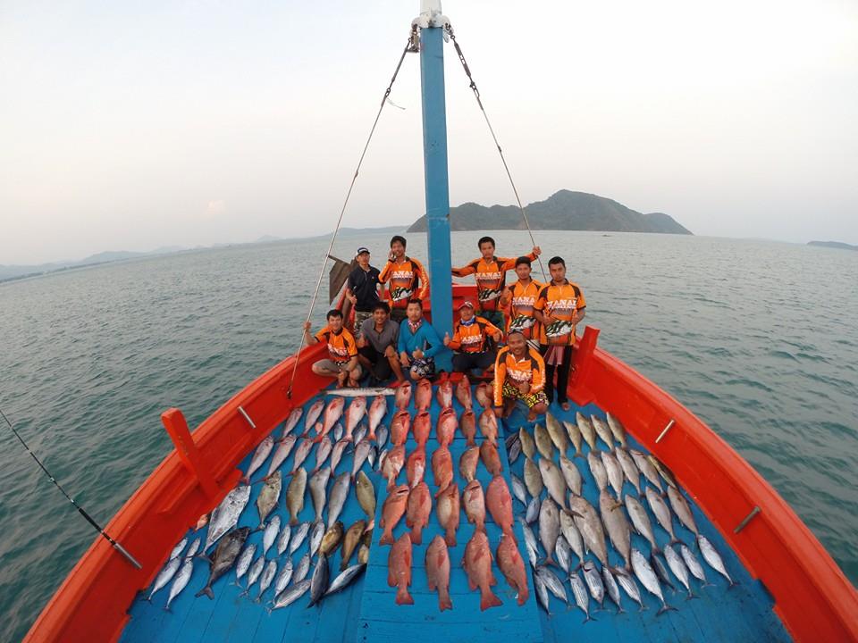 สุดท้ายนี้ทีมงานarnajukfishingขอขอบคุณทีมงานจากนาในฟิชชิ่งที่ร่วมเดินทางสู่ชายร่องกับเรืออาณาจักรฟิช