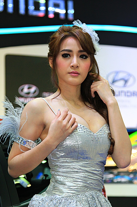 เอาสาวๆ Motor show 2014 มาฝากครับผม