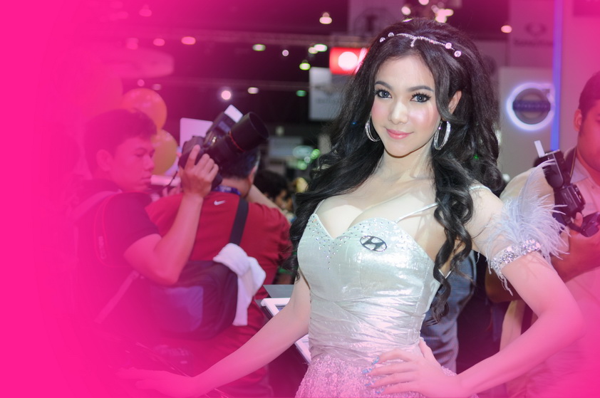 ได้ไปงาน Motor Show 2014
อุปกรณ์ที่ใช้ nikon D300s เลนส์ 17-55 f2.8 ED ครับ :cheer: :cheer: :cheer: