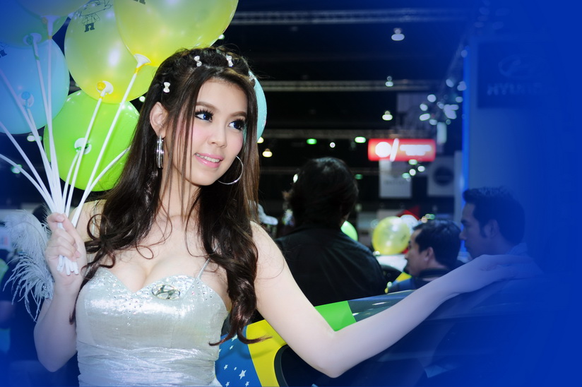 ได้ไปงาน Motor Show 2014
อุปกรณ์ที่ใช้ nikon D300s เลนส์ 17-55 f2.8 ED ครับ :cheer: :cheer: :cheer: