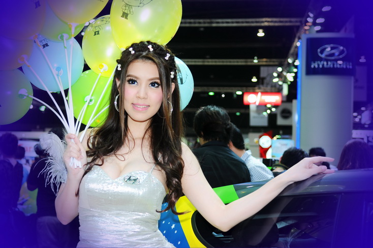 ได้ไปงาน Motor Show 2014
อุปกรณ์ที่ใช้ nikon D300s เลนส์ 17-55 f2.8 ED ครับ :cheer: :cheer: :cheer: