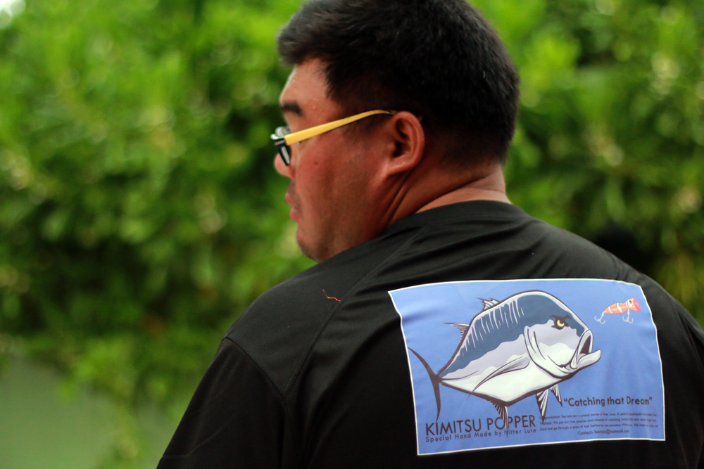 



เสื้อบางตัว เงินก็ซื้อไม่ได้นะครับ

เพราะมันตีมูลค่าเป็นเงินไม่ได้ครับ




ปล. ขอบคุณ