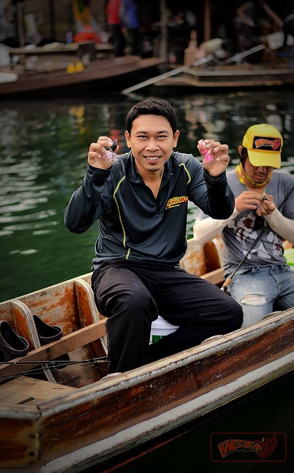 มีโชว์ของลับด้วย555...........จารคับ :cheer: :cheer: :cheer: :laughing: