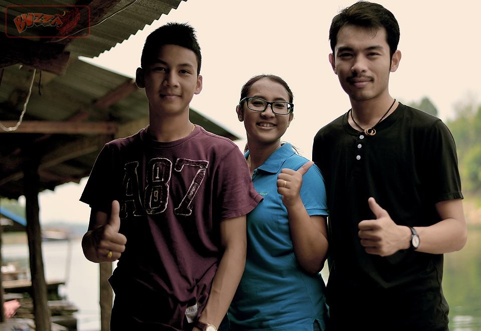 เขาออกปายหาความสุขกันหมด.....ปะเดี๋ยวเจ๊จัดให้เด็กๆๆๆๆปะไปพม่ากัน55555555555555555555555 :laughing: 
