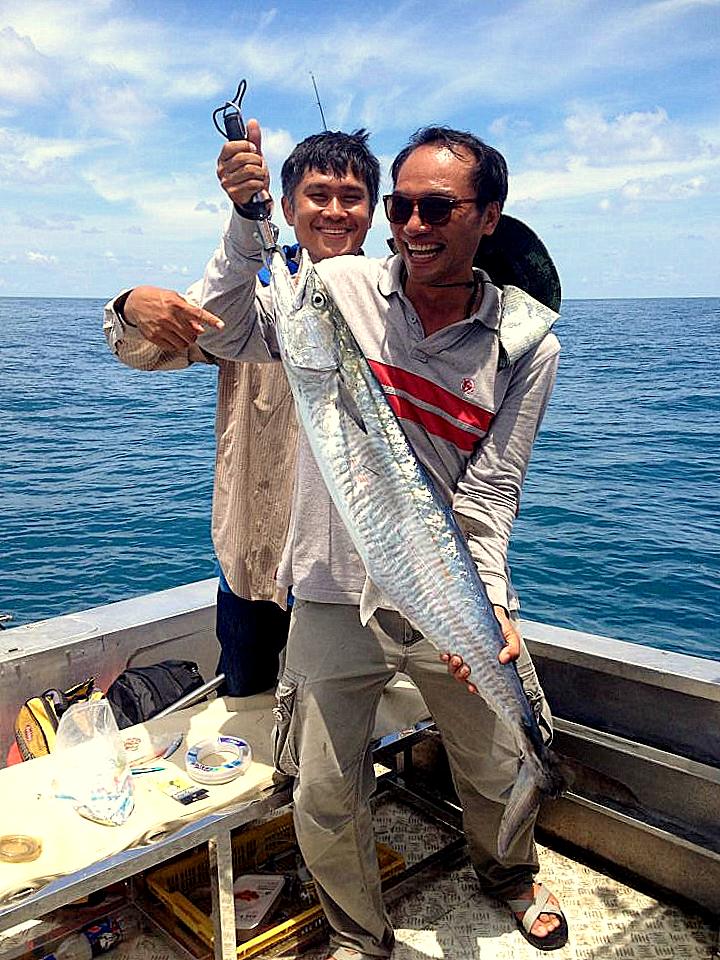 น้าต๋อง ลำปาง กับอินทรีอ่าวไทย กับเรือ P&G Jigging Boat Hua-Hin