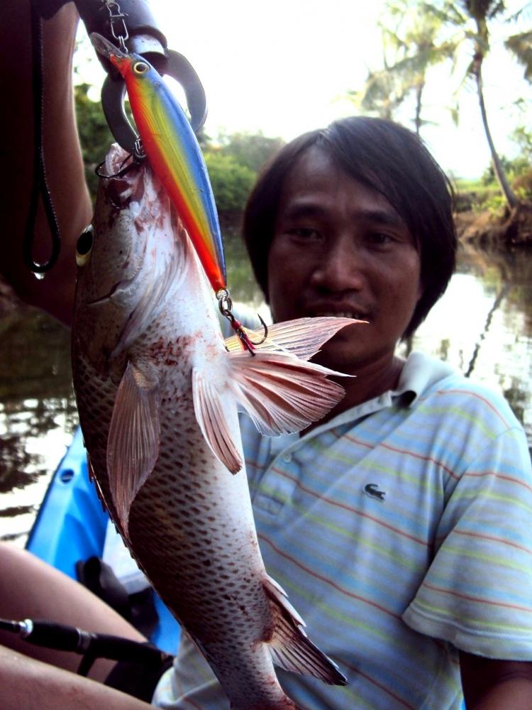 กัด Rapala X-Rap 10 เข้าเต็มๆ :cool: :cool: :cool: