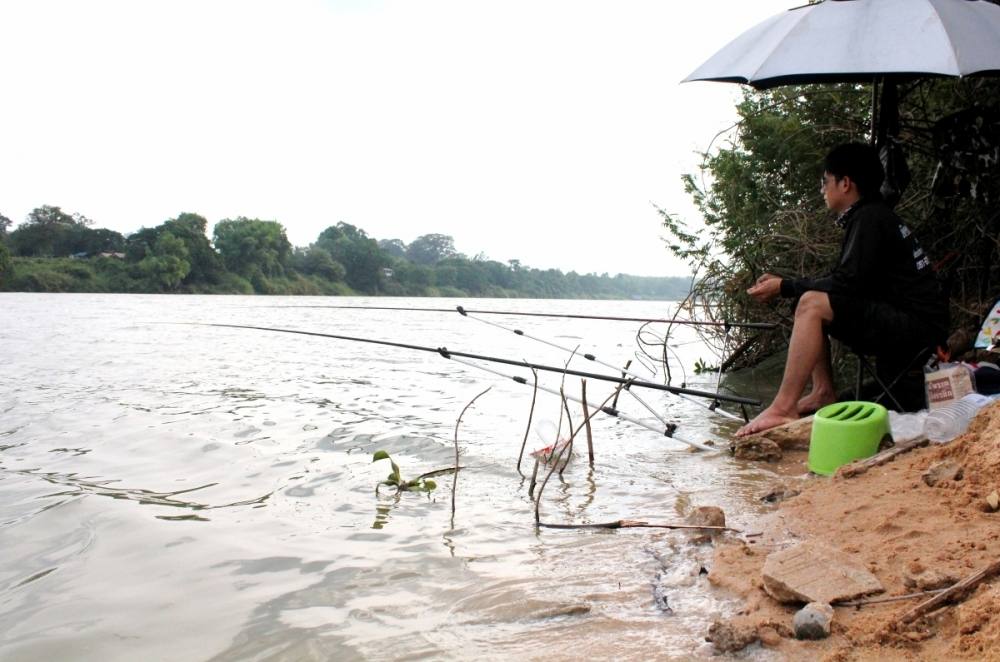 อรรถรส ของชิงหลิว ริมแม่น้ำมูล อุบลราชธานี