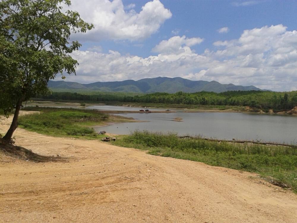 น้าที่ถามในกระทู้ที่แล้ว  เรื่องสถานะการณ์หน้าดิน

มีอยู่หลายเจ้าเลยครับ ทั้งหน้าดินและสปิ๋ว    รอ