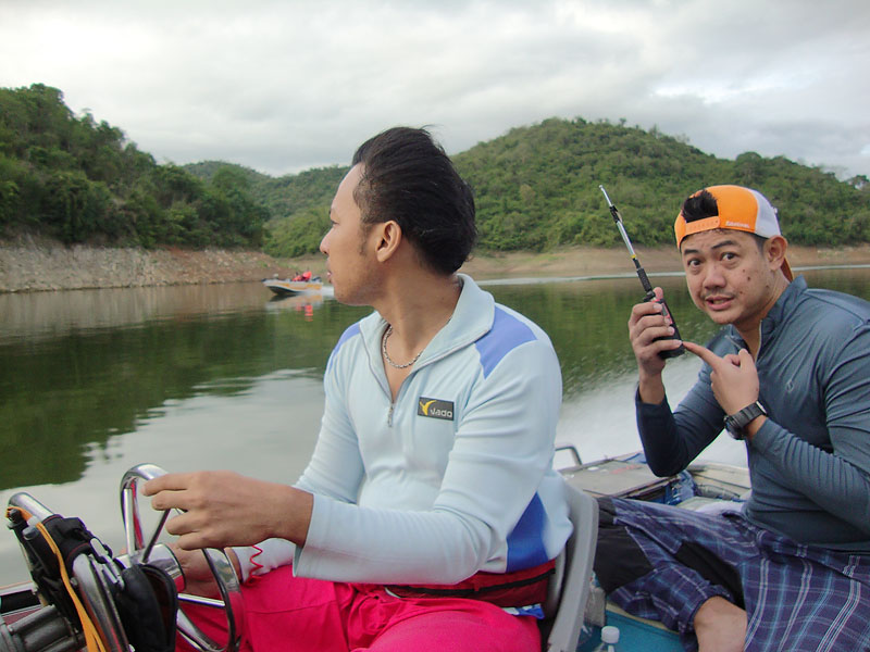 [b][center] :laughing: ไม่ต้องแปลกใจนะว่าชุดพี่ต่ายเหมือนเดิม ซักแห้งตามๆกัน  :laughing:[/center][/b