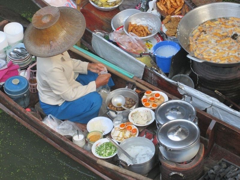 นี้ เลย ครับ ก๋วยจั๊บ  :umh: