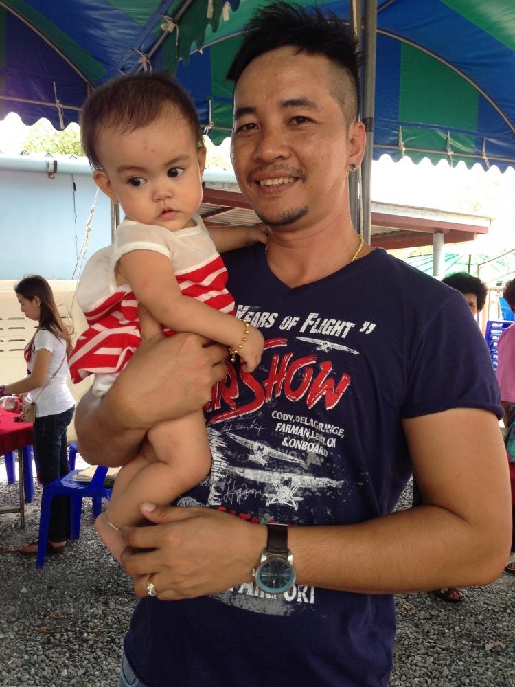 นี่ลูกของหลานสาว น้องนานา ส่วนลูกของเจ้าของ ต้องรออีก 2 เดือนกว่าๆ ถึงจะออกมาดูโลก ใกล้ละ :cheer: :c