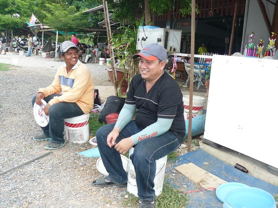 แล้วก้อมานั่งอารมณ์ดีแล้ว พี่อ้น :laughing: :laughing: :grin: :grin:
