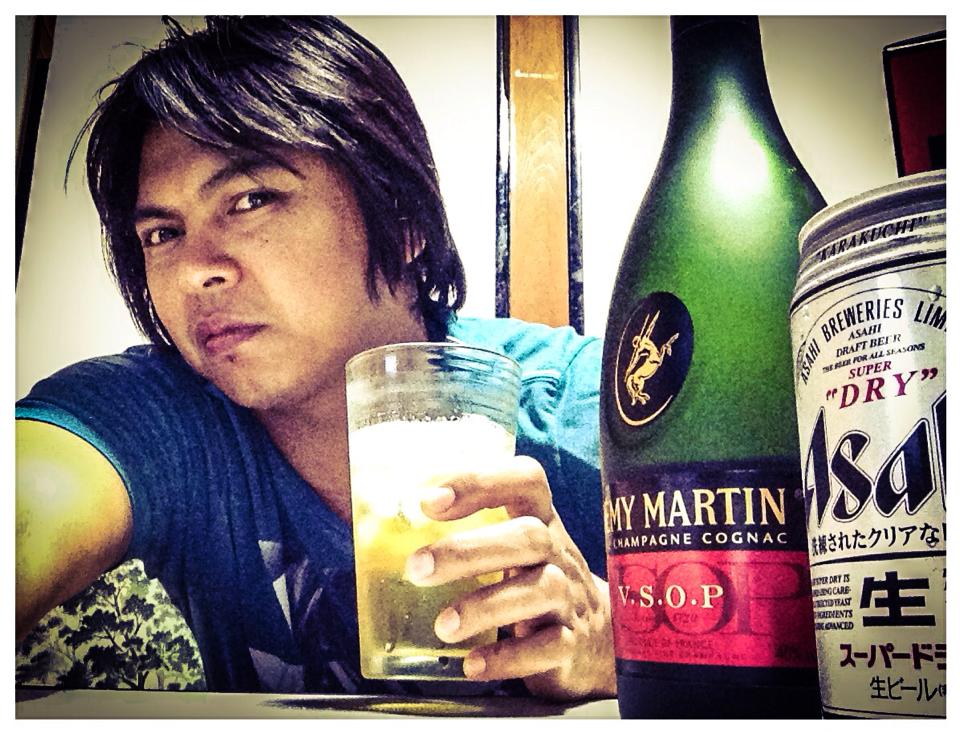 Remy Martin  ส่วนผมเอง เปลี่ยนแนว ซะหน่อย !!!    :grin:

ขอแร็งส์ๆ ให้พี่ได้ไหม    :laughing: :lau