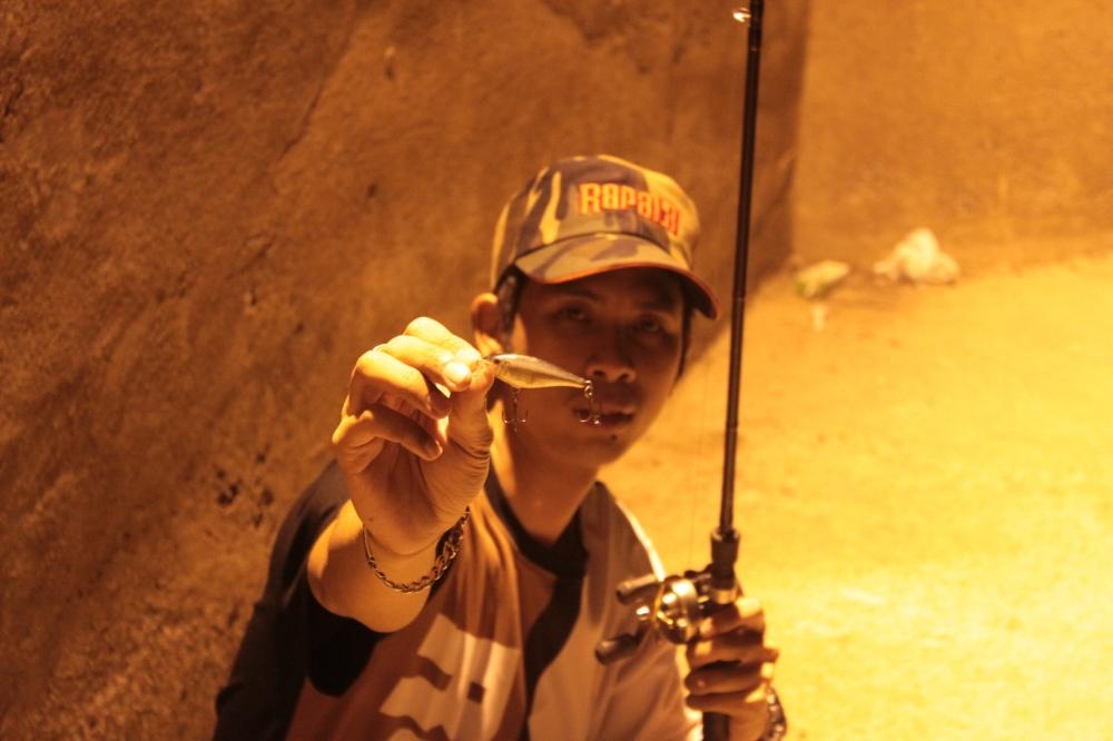 ....ผมลองเลือก เหยื่อของ RAPALA  SSR ALB ครับ............ :love: :love: :love: :love: