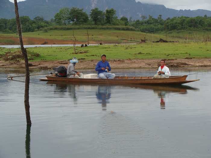 เรืออีกลําเพื่อนร่วมทริพ    :prost: :prost: