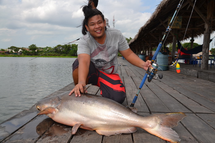 จัดไป หนึ่งใบครับ   :laughing: :laughing: :laughing: