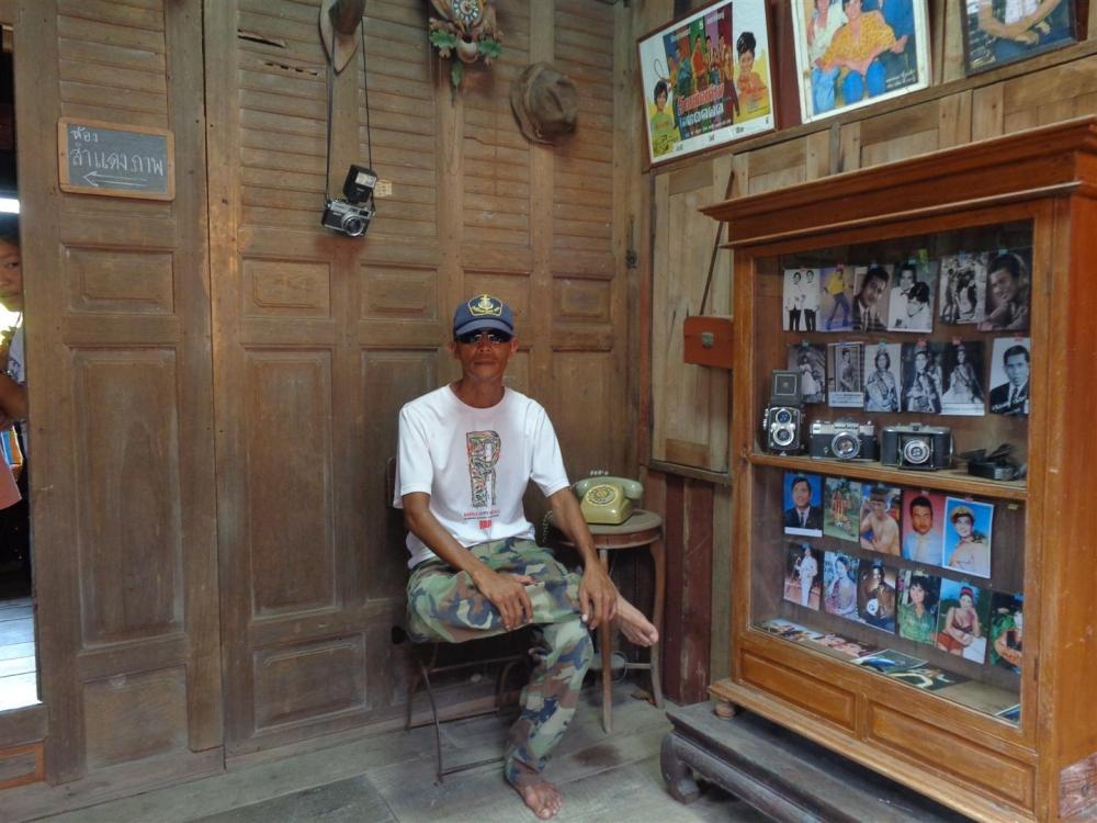 มุมศิลปินเก่าๆ