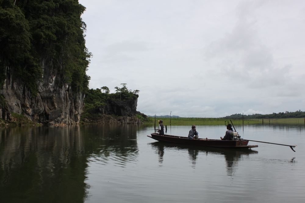 ขอคัดภาพบนเรือ อใหม่บ้างระครับกดดันนิสนึง เพราะแกยังแห้วครับ :cheer: