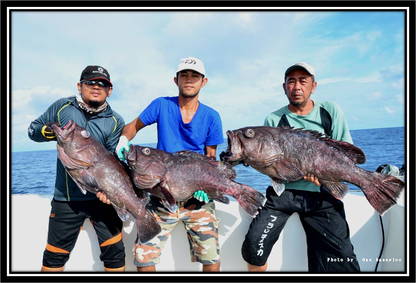ภาพหมู่กับเก๋าถ่านบนเรือ POLARIS ONE :grin: :laughing: