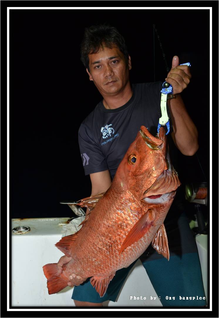พี่ชัยขอเก็บภาพไว้เป็นที่ระลึกภาพนึงครับ  :grin: :smile: