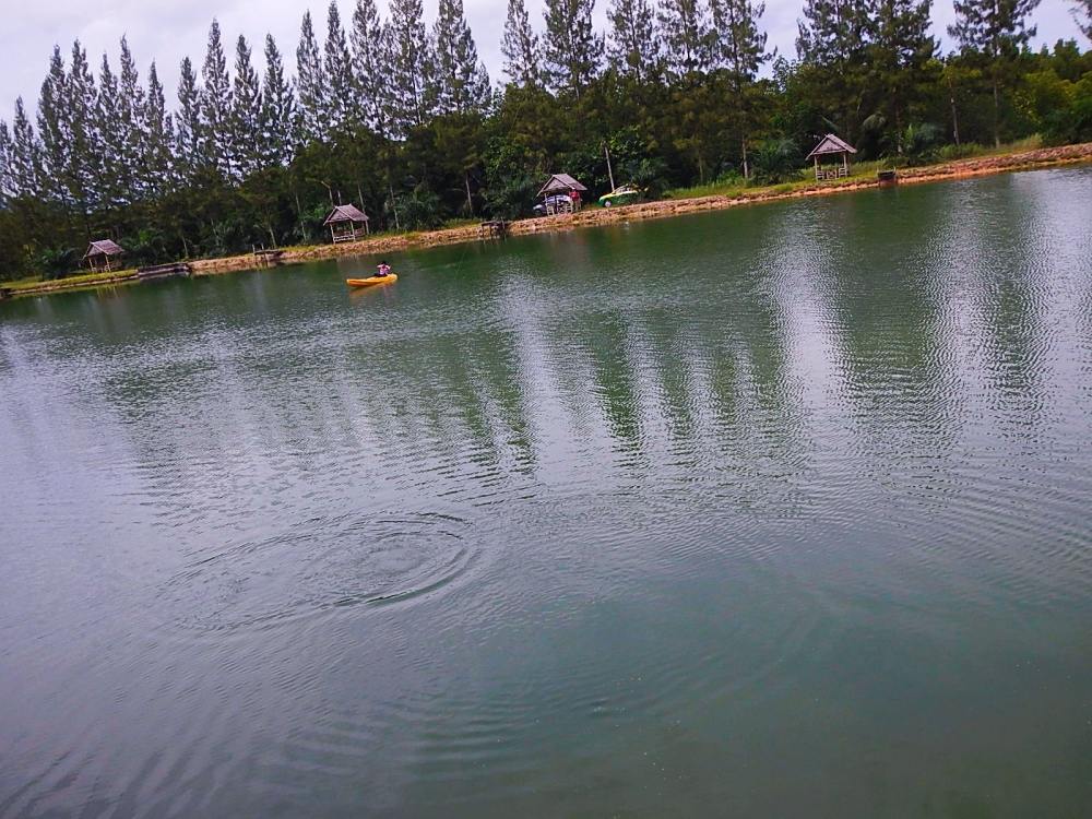 
 [center]แล้วนํ้าวนๆม้วนๆ ใครโดนอีกน่ะ[/center]

