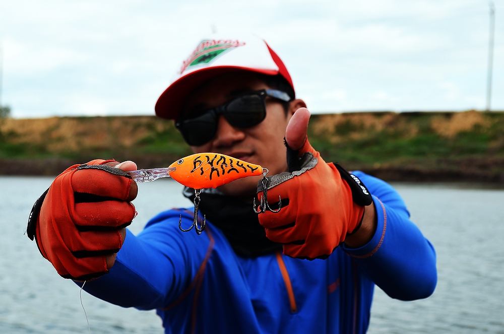 [center]


 [b]RAPALA RISTO 8 Cm.[/b] 


ส้มจี๊ดดดจ๊าดดด ! แจ่มมาก ๆ 


 :heart: :heart: :h