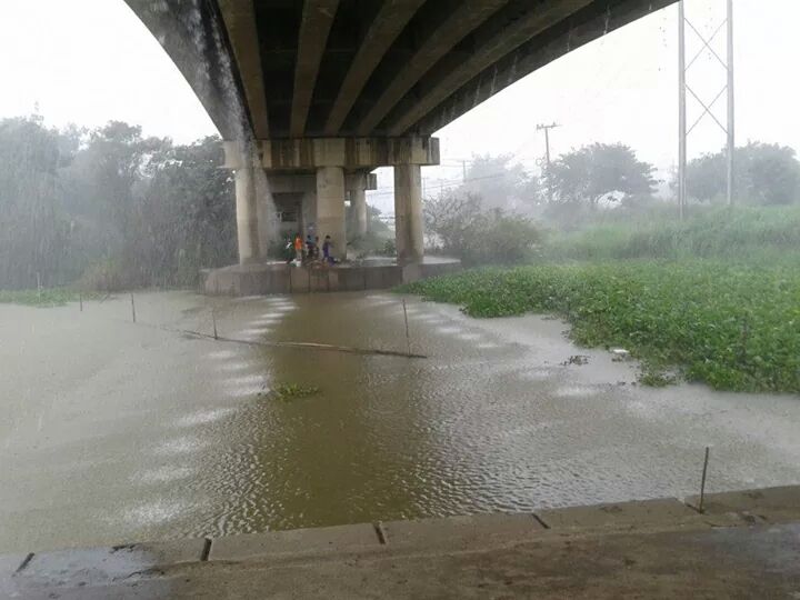 ....ฝนมาผักเข้า......งานนี้ลำบากแล้วครับ.....นั้งรอเฉยๆๆเลยครับ..กรรรมจรี้ง..ๆๆๆๆ :sleeping: :cry: