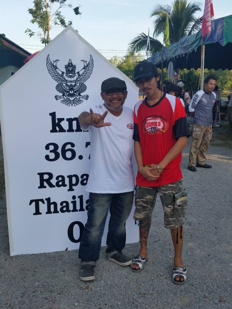 จัดหล่อกันไปครับ :grin: