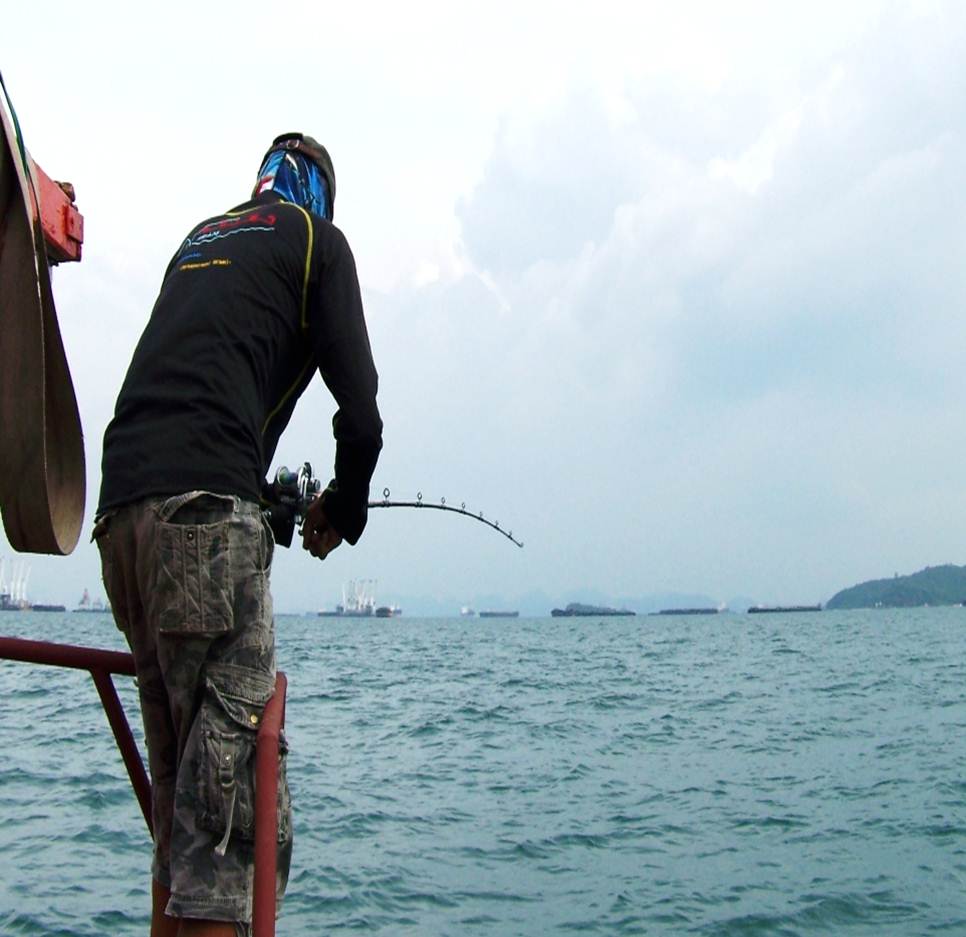 เรือใหม่ไต๋เก่าที่สีชัง "ตกเต่าทีม" จ้า