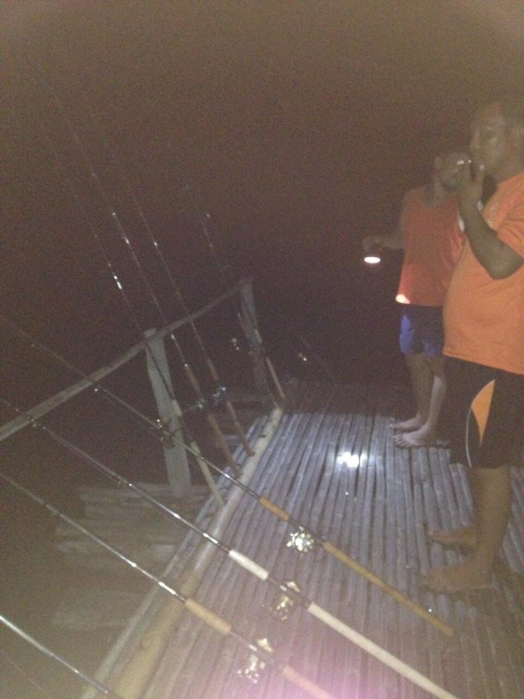 Night fishing  ได้ปลากดแก้วไซด์ 2 โล อีกสองตัว ปลากระมังร่วมๆ 20 ตัว