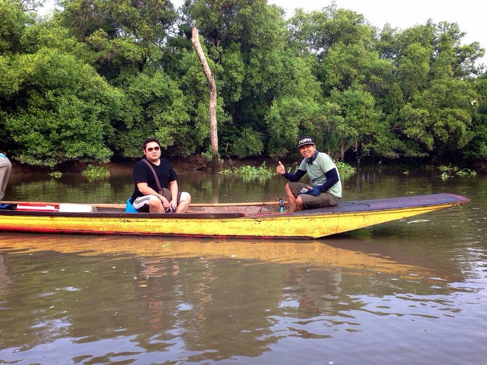 ลงเรือกัน 8 โมงเช้า 
อากาศยังดี ชิลๆ คุ้มค่ากับที่ได้มาลงเรือครับ 