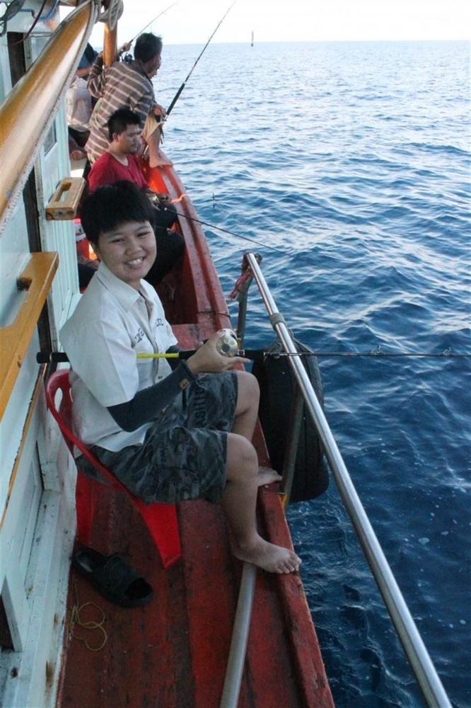น้องแนนมือจิ๊ก จิ๊กจนฝาปิดน๊อปหาย คันหักไปหนึ่งคัน สบายใจไป :laughing: :laughing: :laughing: