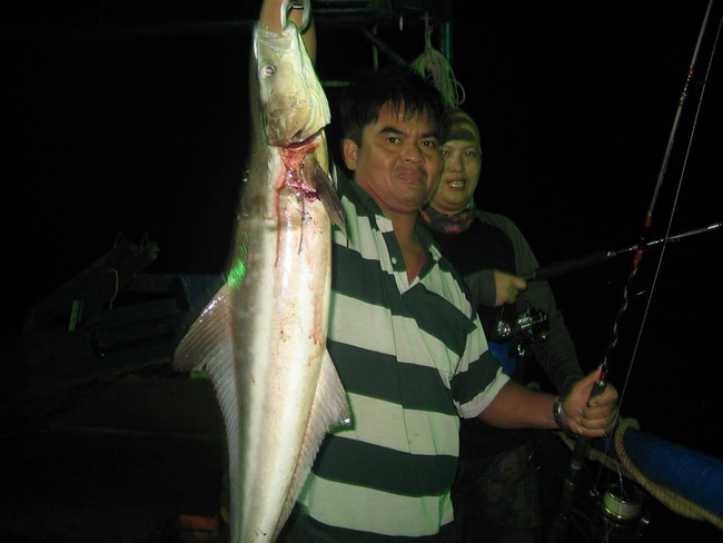 รอบดึกพี่อั๋นก็งัดช่อนวัยรุ่นซะหงายเงิบเลย :laughing: :laughing: :laughing: