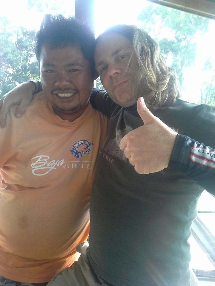 คุยกันถูกคอครับ ไต๋ต้น กับ Thomas :wall: :wall: :wall: :wall:

   คุยกันเมื่อยมือเลย  :ohno: :ohno