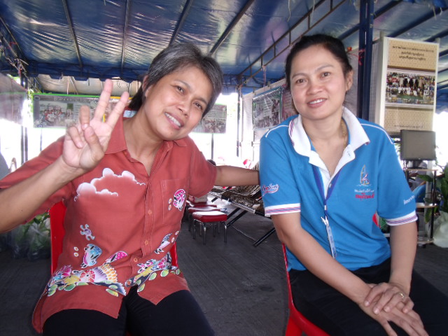 ท่าน ผอ.กองสวัสดิ์ กับ คุณรมณวนันท์ ไม่มีทั้งสองท่านคนพิการไม่มีหลักไม่มีที่ปรึกษาครับ :cheer: