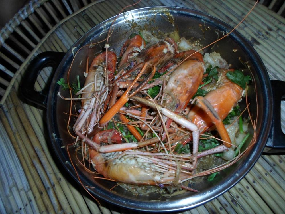 เมนูต่อวันต่อไปคับ กุ้งอบวุ้นเส้น :umh: :umh: :umh: :umh: