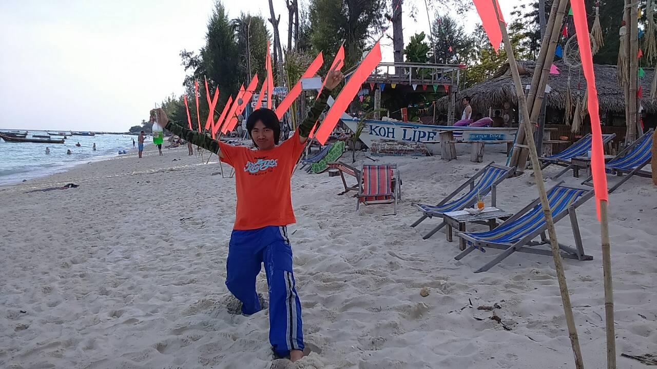  



[center][b]         หาดพัทยา ของหลีเป๊ะ           [/b] [/center]


