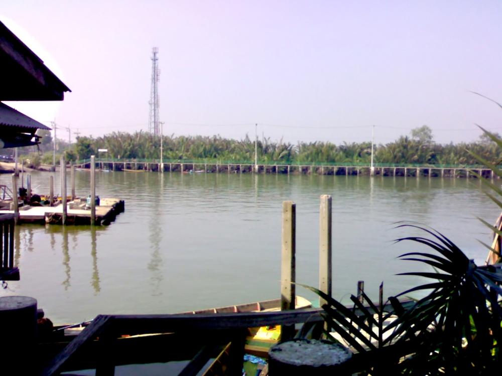 ถึงท่าเรือแล้ว  :cool: :cool: :cool: