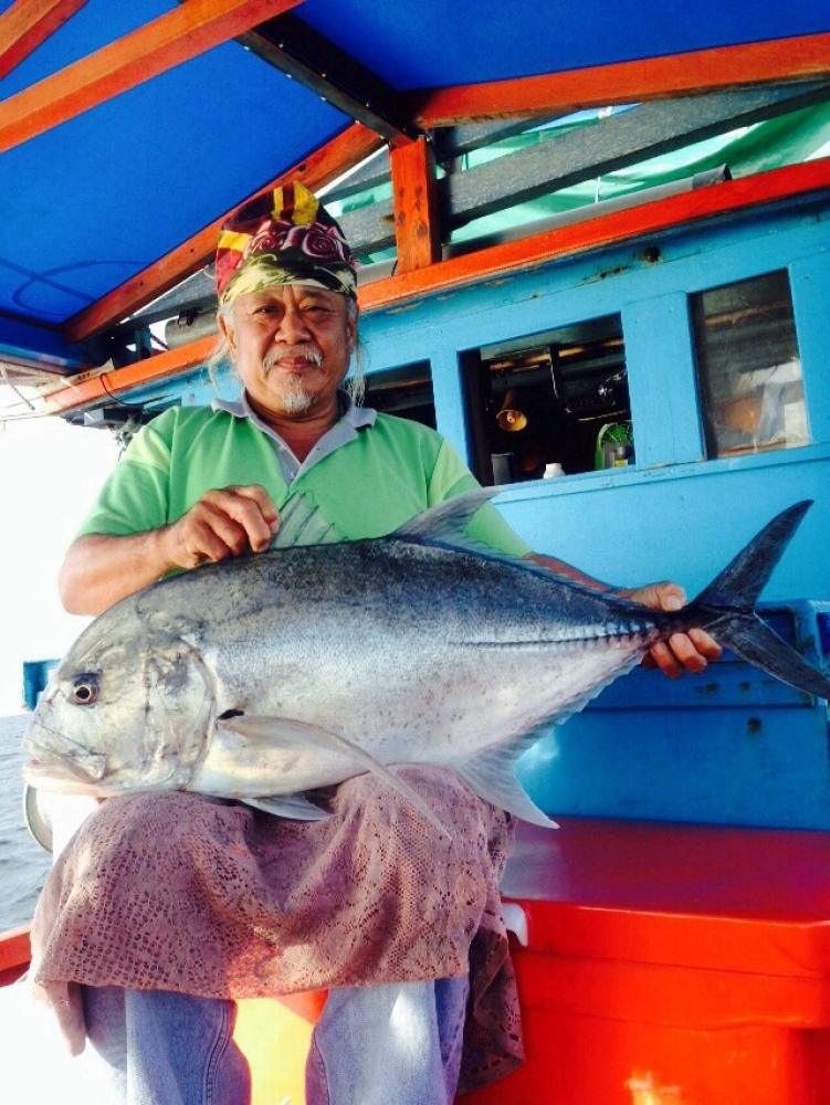 พาพ่อไปเที่ยวที่ลูกแก้ว กับเรือโชคลิขิต by หนุ่ย หาดใหญ่