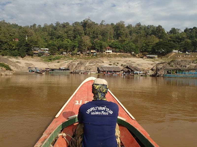 ถึงท่าเรือแม่สามแลบแล้วครับเย็นนี้เราเดินทางกลับเชียงไหม่เลย :smile: