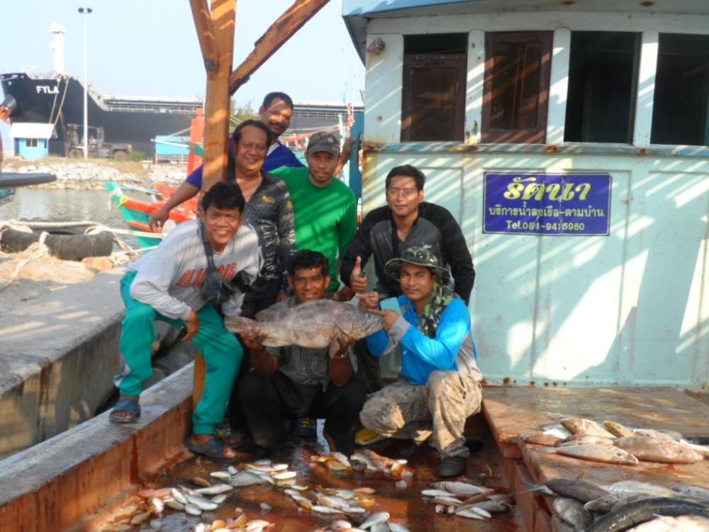     




รูปหมู่......จบแล้วครับ



ขอบคุณทุกคนที่ชมและเชียรครับ


ทริปหน้าต้องไปให้ถึงห