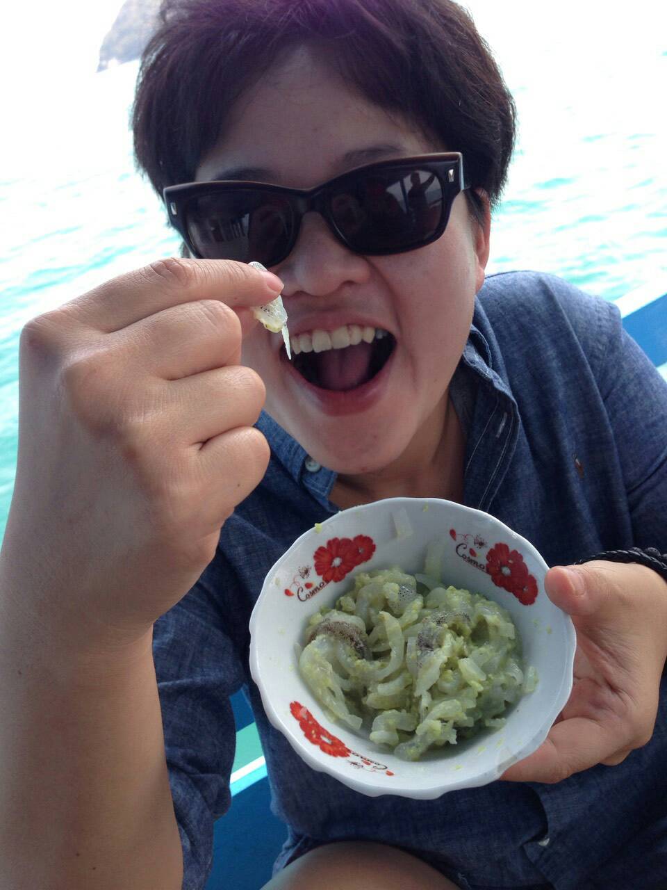 หันมาดูอีกทีอ้าวปลาหมึกกลายเป็น Ika wasabi ไปซะแล้ว กะว่าจะเอามาทำซาชิมิซักหน่อย :laughing: