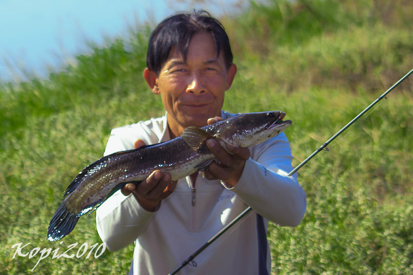 ผิดพลาดประการใดขออภัยอย่างแรงอย่าโกรธเค้าเน่อ :prost: :prost: :prost: