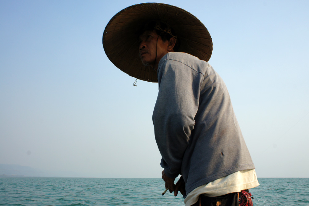  [center]ภูมิปัญหาชาวบ้าน ความรู้เรื่องทะเล ลุงไก่แกให้ความรู้เราหลายอย่างครับ เป็นชาวทะเลที่เราเคาร