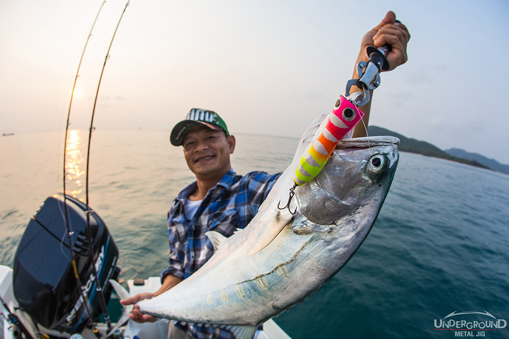  [center]พี่อ้น กับ สละ Talang Queenfish ราชินีแห่งท้องน้ำ[/center]