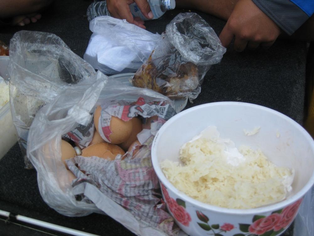 อร่อยยยยมากรับประกันข้าวเหนี่ยวสนองการช่าง 55555 :cheer: :cheer: :cheer: :cheer: