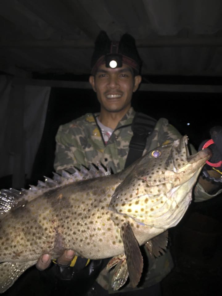 ทริปที่2เป็นการตกเหยื่อปลอมแบบNight fishing
อุปสรรคทั้งหมดไม่ว่าจะเป็น ความมืด ยุง ลม มันจะพาสู่ขีด