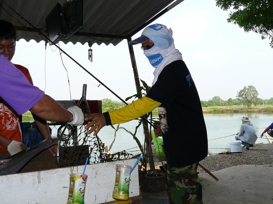 ตามด้วย อ.วสันต์สุพรรณบุรี  เอามาตัวนี้ติดช่องจนจบนะครับ :grin: :grin:
